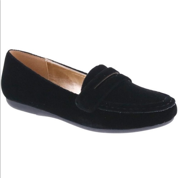 Bellini Shoes - ⭐️ Bellini Black Birdie Velvet Penny Loafers